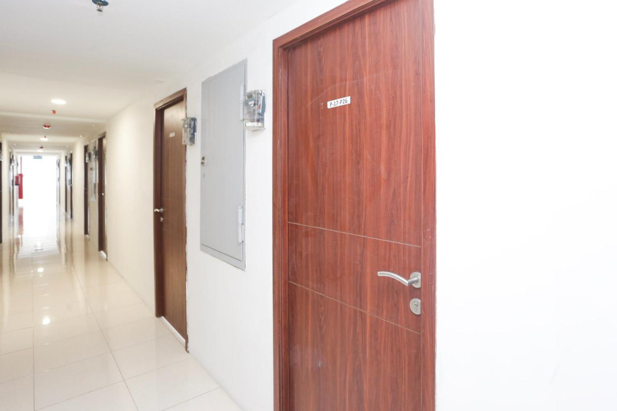 Collection O Near Golden Formerly Metropolitan Park Hotel 3*
