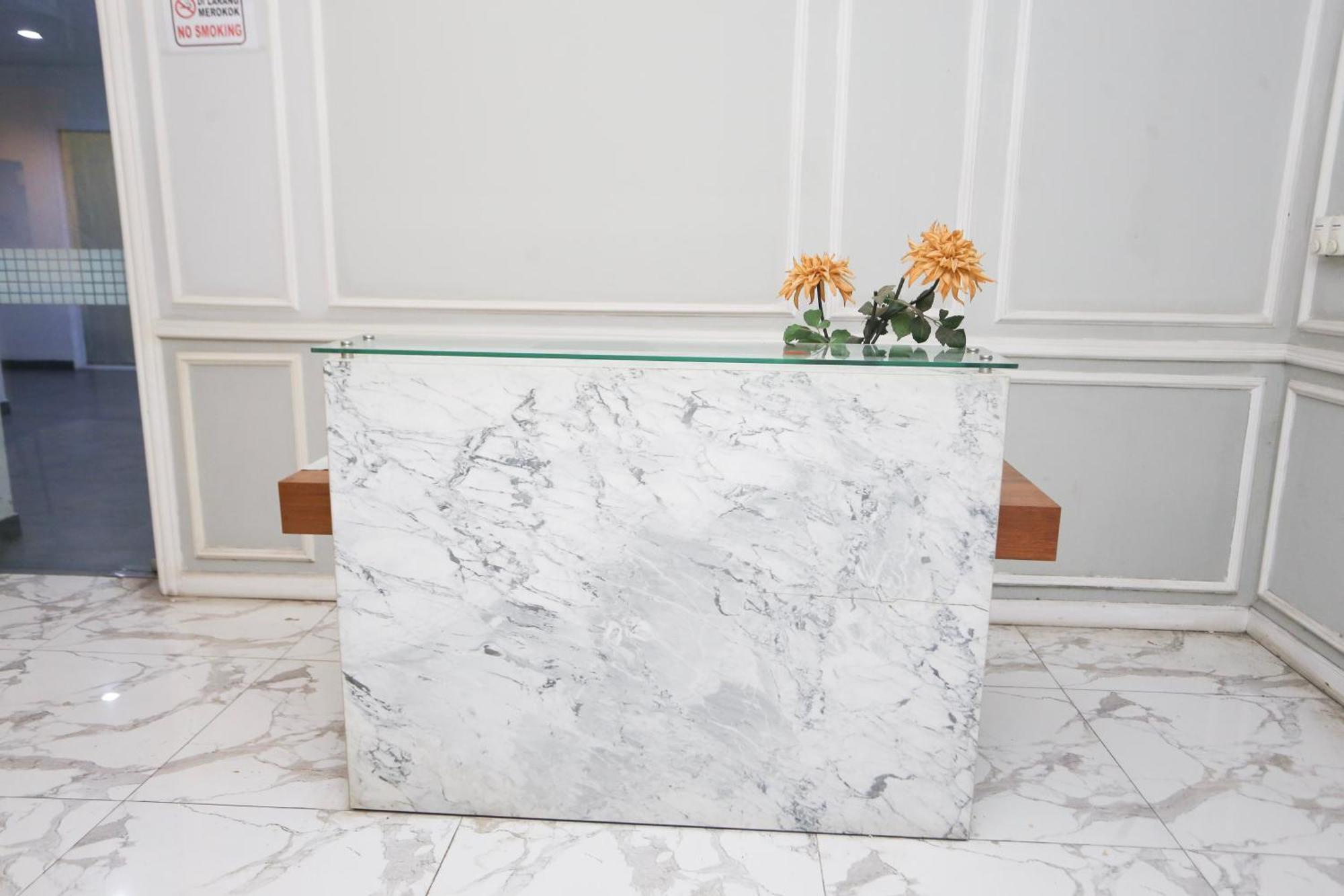 Collection O Near Golden Formerly Metropolitan Park Hotel 3*
